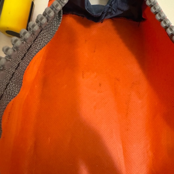 Herschel’s pencil case - Picture 7 of 8